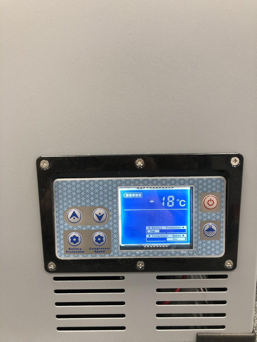 Холодильник компрессорный IC-60